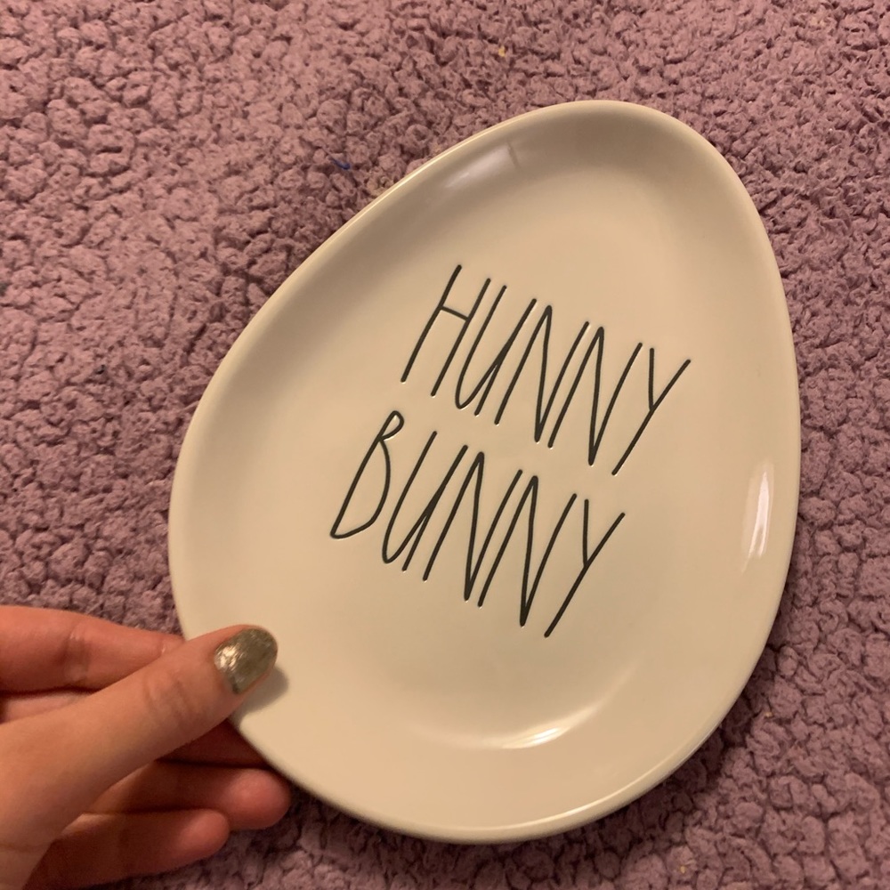Cute ceramic jewelry holder!